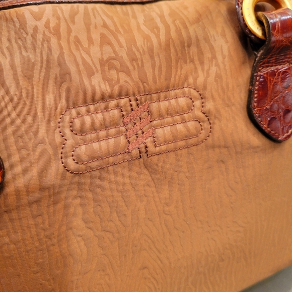 BALENCIAGA Boston Handbag BB~Beautiful! - Picture 14 of 16